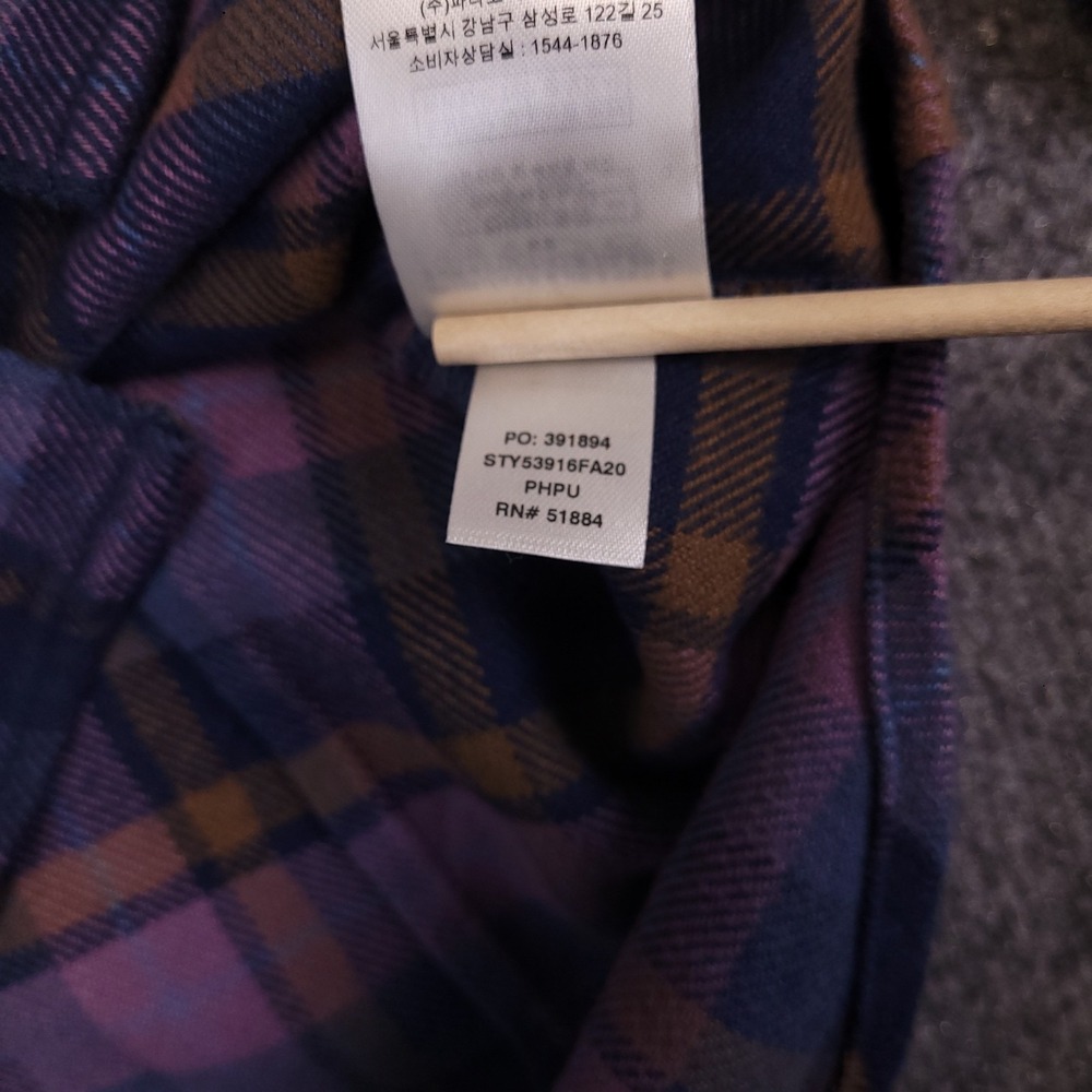 Patagonia Flannel Hiking Shirt Womens M Plaid 100% Cotton Long Sleeve Pockets - Picture 6 of 15